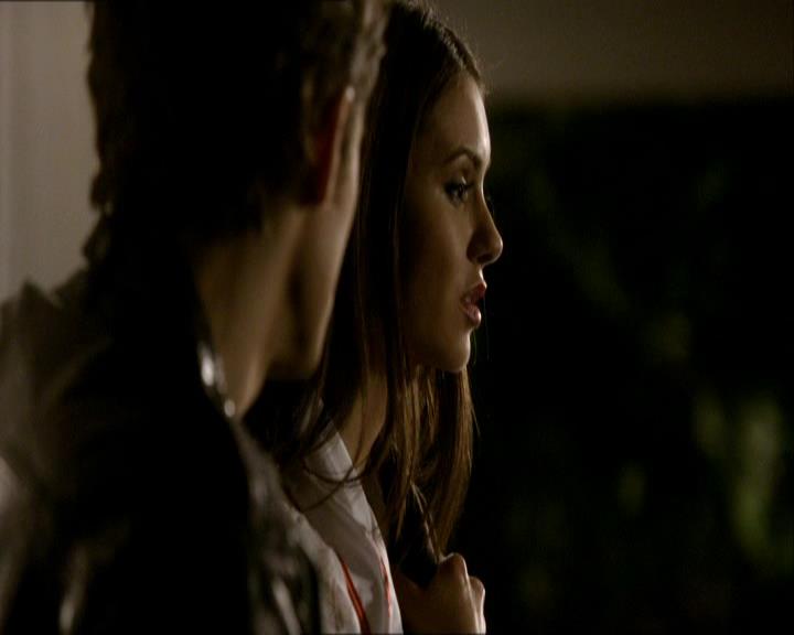 VampireDiariesWorld_dot_org-107Haunted2151.jpg