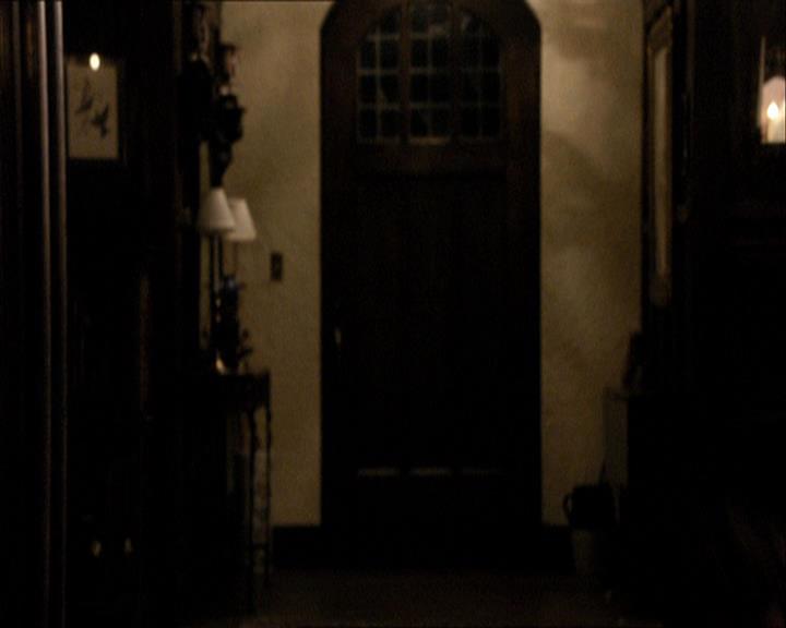 VampireDiariesWorld_dot_org-108-162Candles0061.jpg