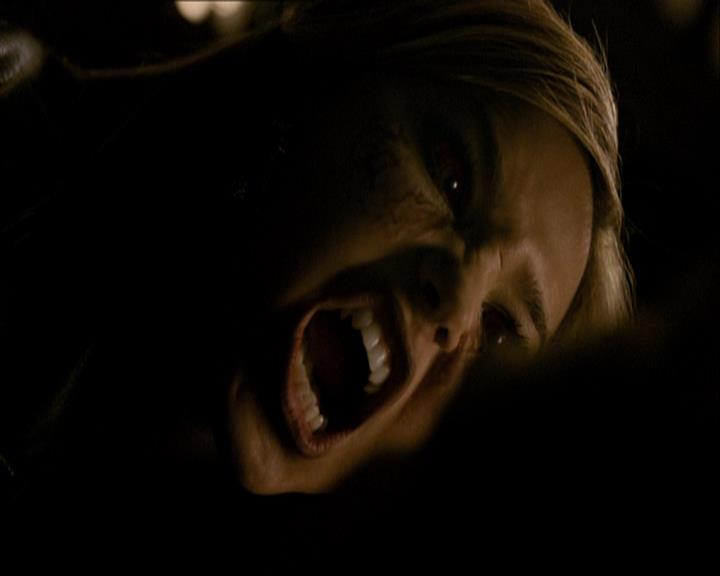 VampireDiariesWorld_dot_org-108-162Candles0064.jpg