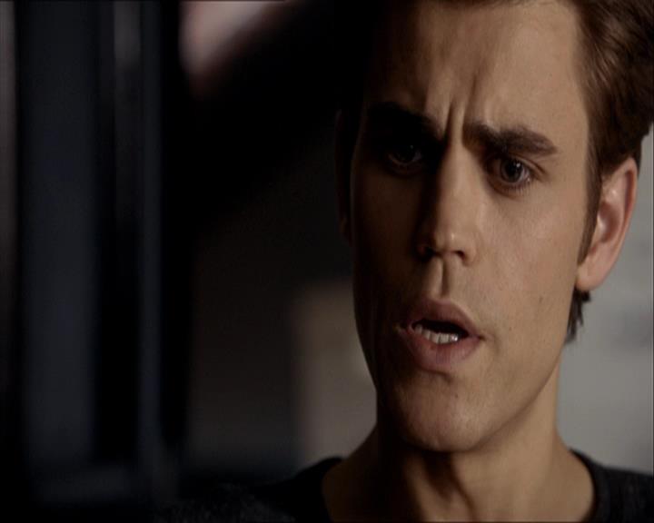 VampireDiariesWorld_dot_org-108-162Candles0213.jpg