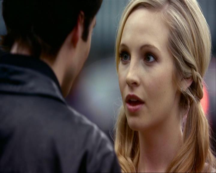 VampireDiariesWorld_dot_org-108-162Candles0771.jpg