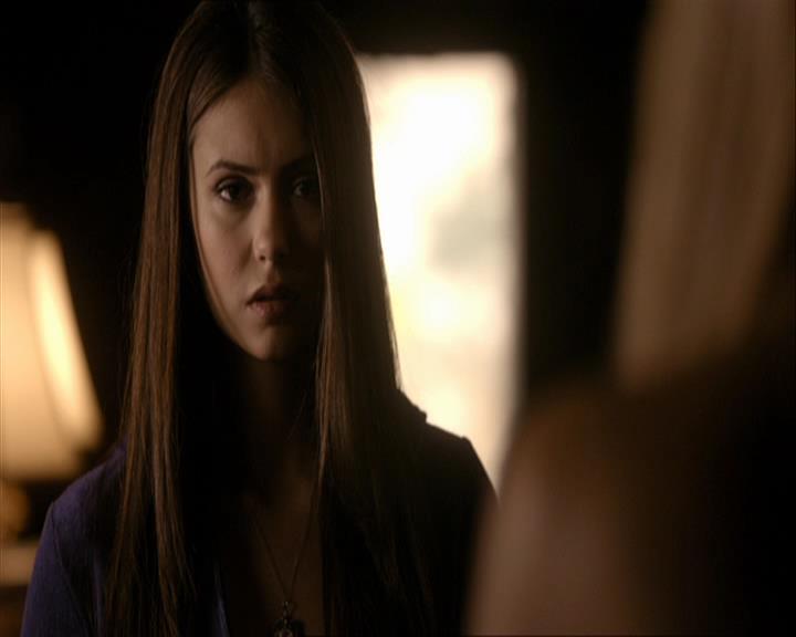 VampireDiariesWorld_dot_org-108-162Candles1009.jpg