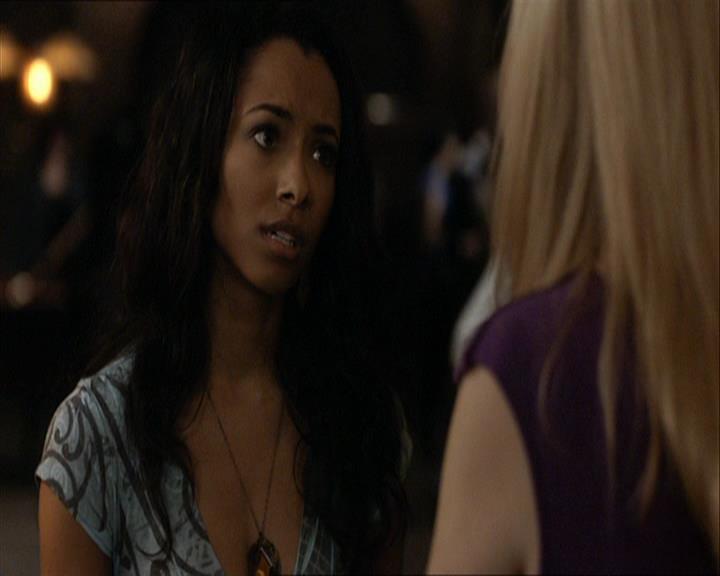 VampireDiariesWorld_dot_org-108-162Candles1623.jpg