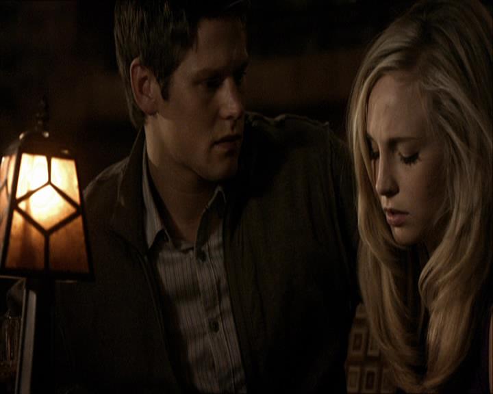 VampireDiariesWorld_dot_org-108-162Candles2046.jpg