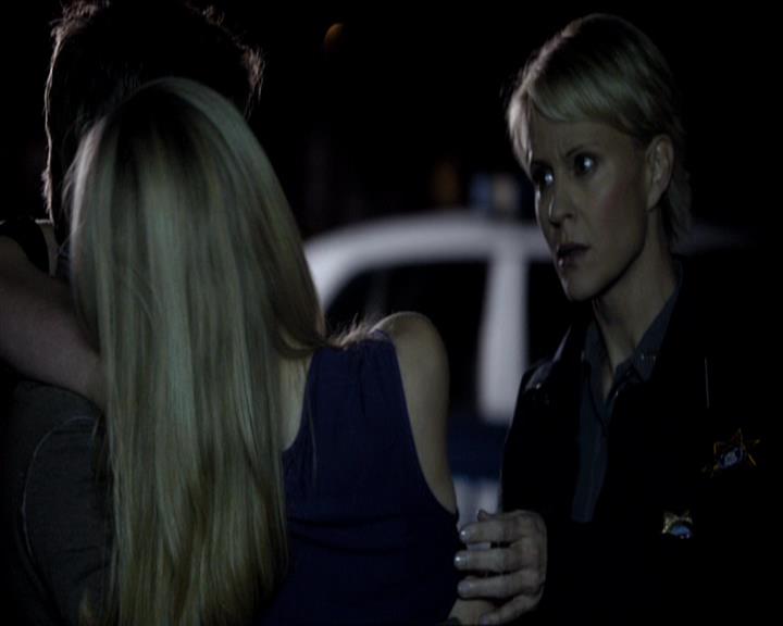 VampireDiariesWorld_dot_org-108-162Candles2066.jpg