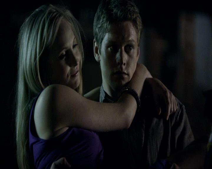 VampireDiariesWorld_dot_org-108-162Candles2079.jpg