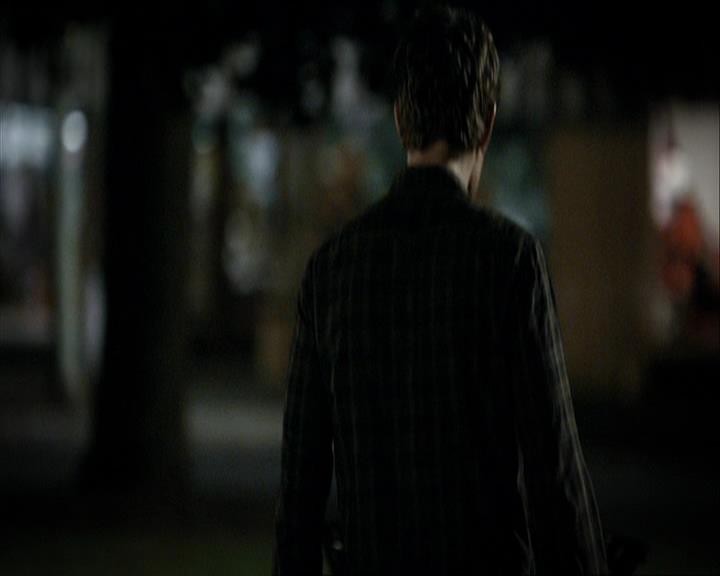 VampireDiariesWorld_dot_org-108-162Candles2380.jpg