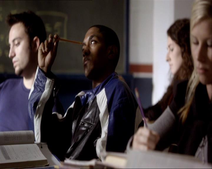 VampireDiariesWorld_dot_org-109HistoryRepeating0000.jpg