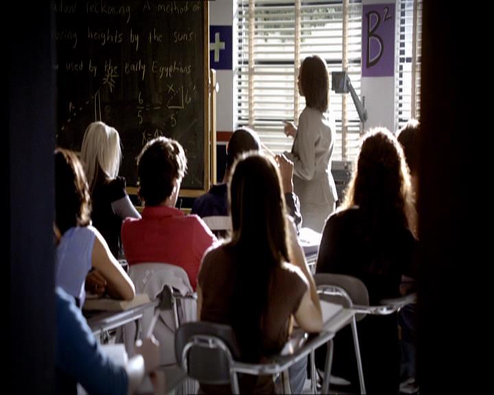 VampireDiariesWorld_dot_org-109HistoryRepeating0003.jpg