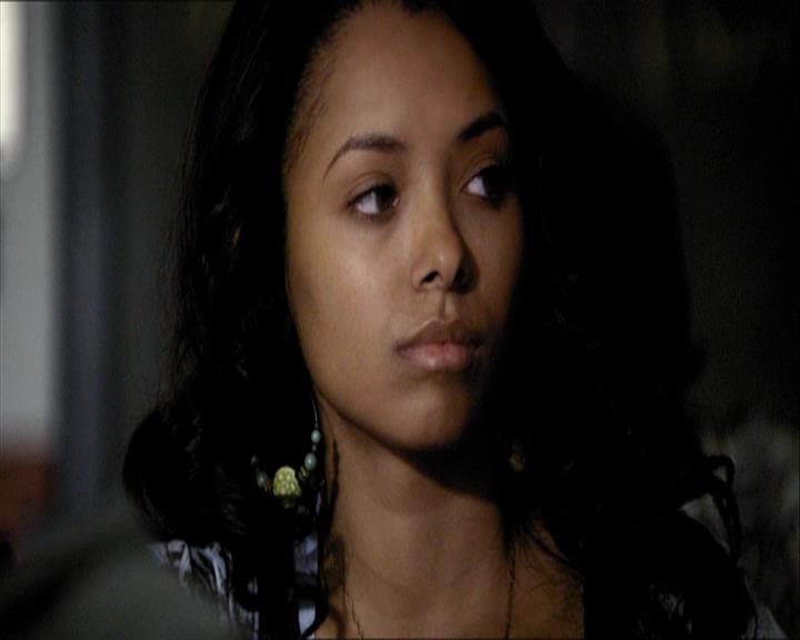 VampireDiariesWorld_dot_org-109HistoryRepeating0020.jpg
