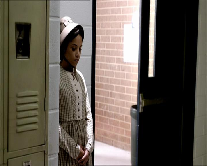 VampireDiariesWorld_dot_org-109HistoryRepeating0056.jpg