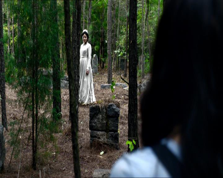 VampireDiariesWorld_dot_org-109HistoryRepeating0098.jpg