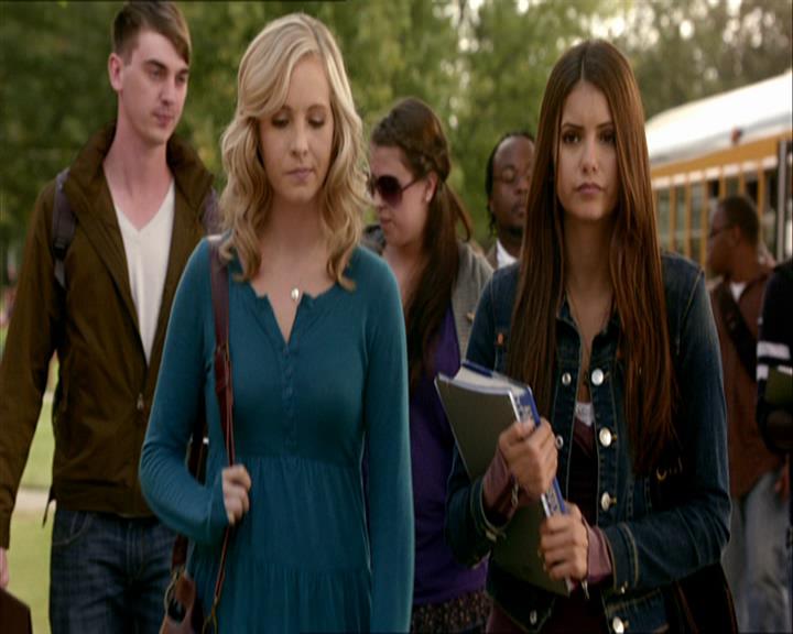 VampireDiariesWorld_dot_org-109HistoryRepeating0235.jpg