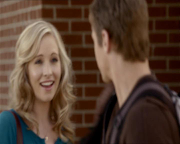 VampireDiariesWorld_dot_org-109HistoryRepeating0246.jpg