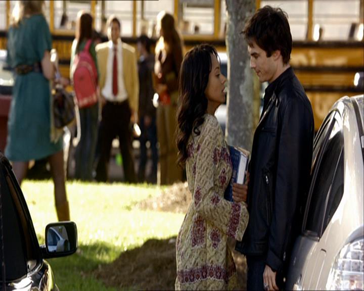 VampireDiariesWorld_dot_org-109HistoryRepeating0671.jpg