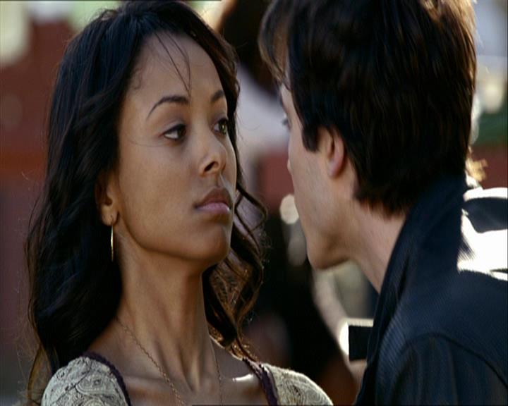 VampireDiariesWorld_dot_org-109HistoryRepeating0700.jpg