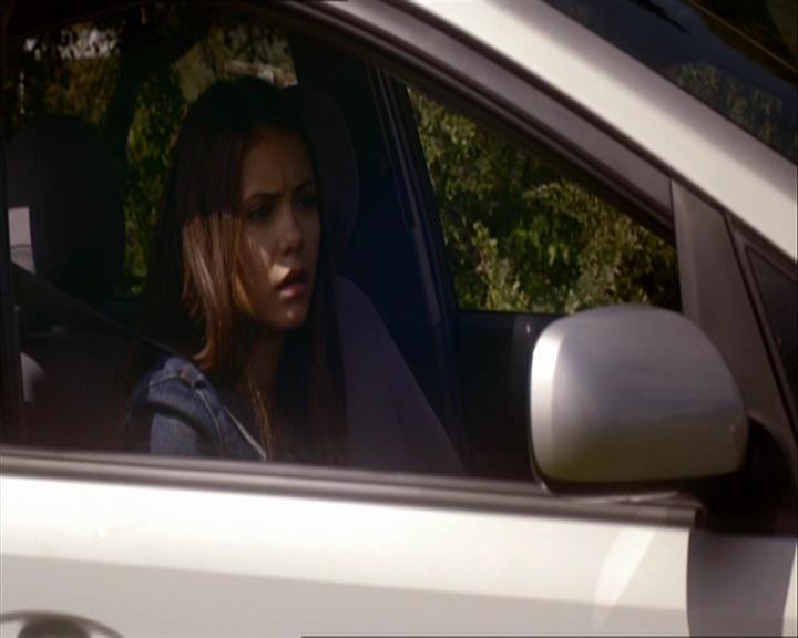 VampireDiariesWorld_dot_org-109HistoryRepeating0742.jpg