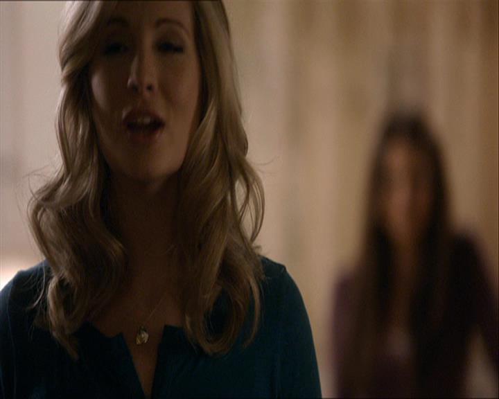 VampireDiariesWorld_dot_org-109HistoryRepeating1027.jpg
