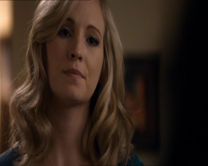 VampireDiariesWorld_dot_org-109HistoryRepeating1035.jpg
