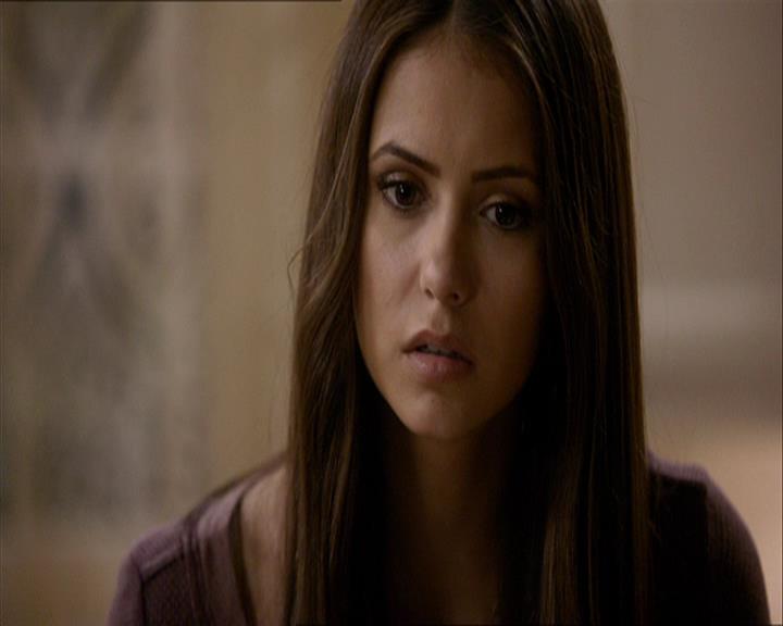VampireDiariesWorld_dot_org-109HistoryRepeating1040.jpg
