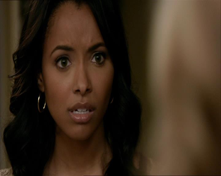 VampireDiariesWorld_dot_org-109HistoryRepeating1094.jpg