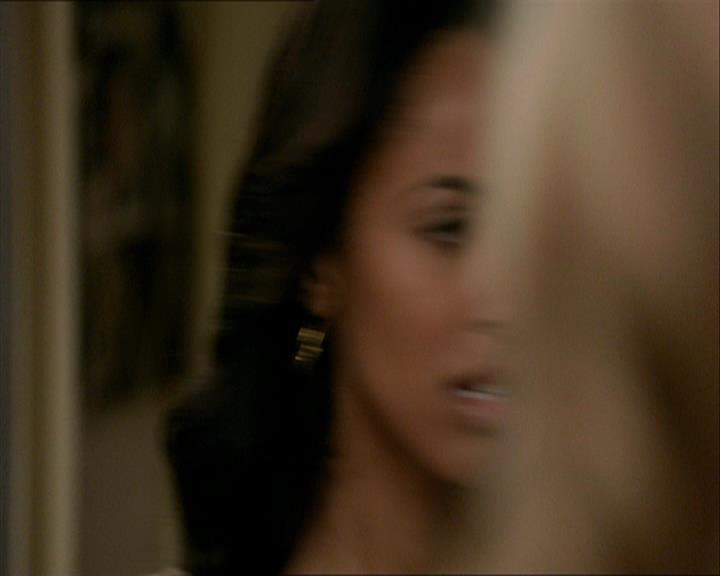 VampireDiariesWorld_dot_org-109HistoryRepeating1095.jpg