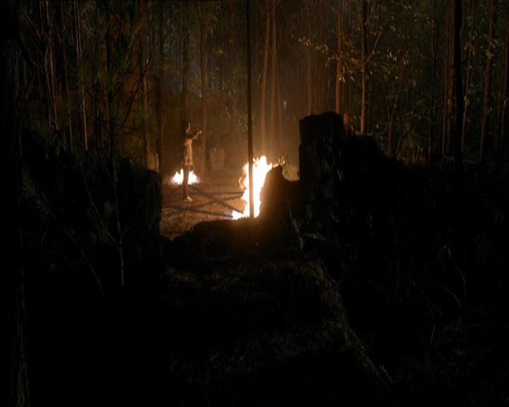 VampireDiariesWorld_dot_org-109HistoryRepeating2006.jpg