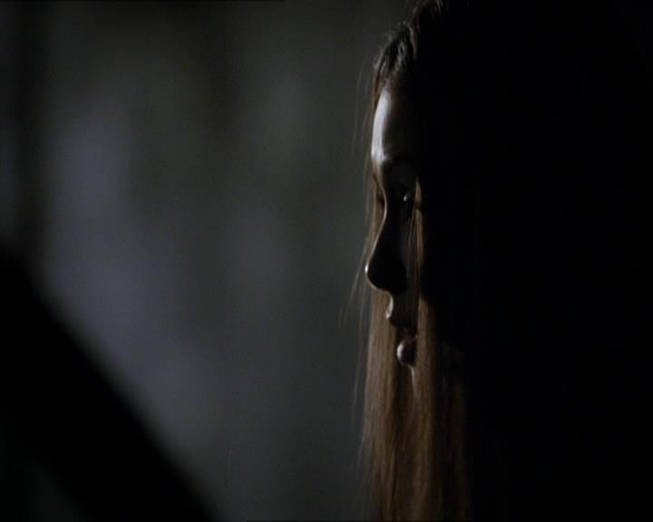 VampireDiariesWorld_dot_org-109HistoryRepeating2205.jpg