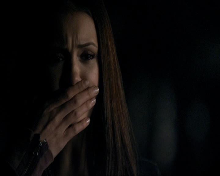 VampireDiariesWorld_dot_org-109HistoryRepeating2333.jpg