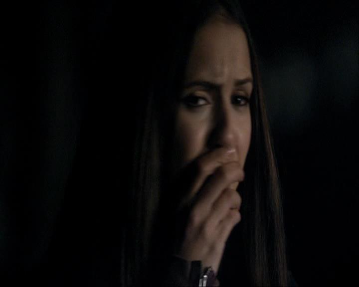 VampireDiariesWorld_dot_org-109HistoryRepeating2336.jpg
