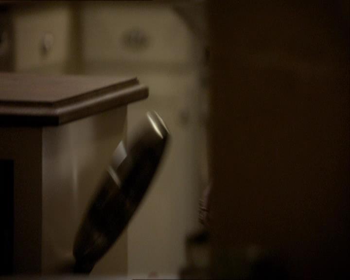 VampireDiariesWorld_dot_org-109HistoryRepeating2341.jpg