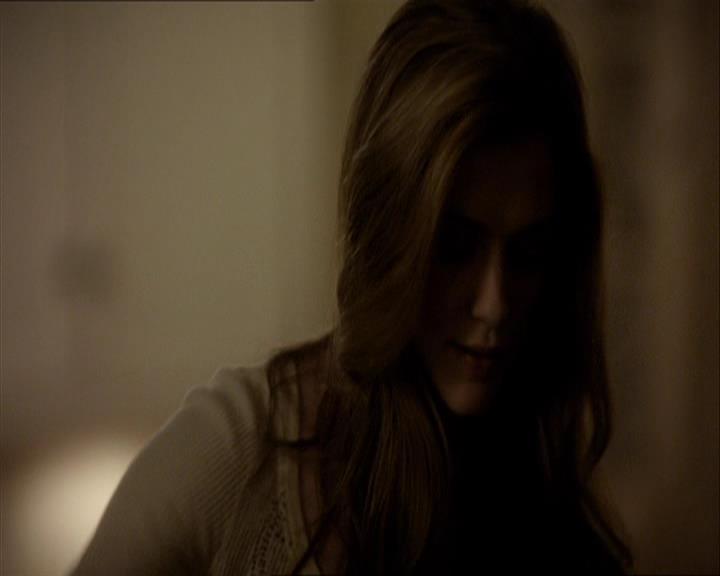 VampireDiariesWorld_dot_org-109HistoryRepeating2343.jpg