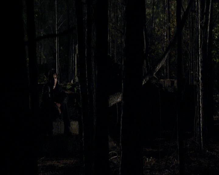 VampireDiariesWorld_dot_org-109HistoryRepeating2373.jpg