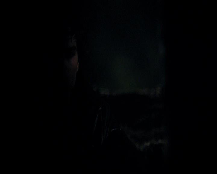 VampireDiariesWorld_dot_org-109HistoryRepeating2380.jpg