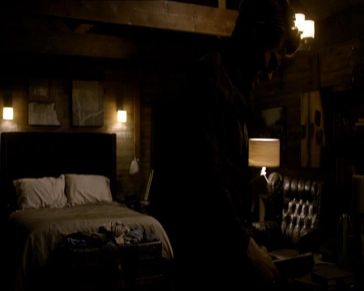 VampireDiariesWorld_dot_org-109HistoryRepeating2393.jpg
