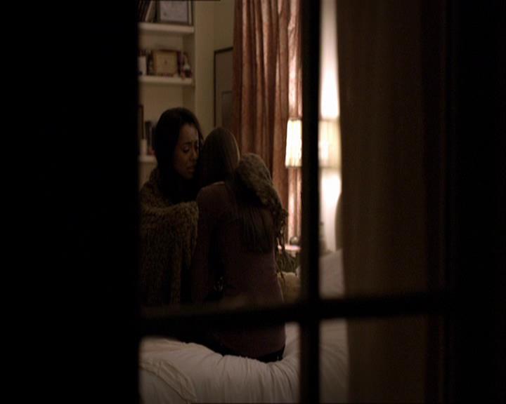 VampireDiariesWorld_dot_org-109HistoryRepeating2417.jpg