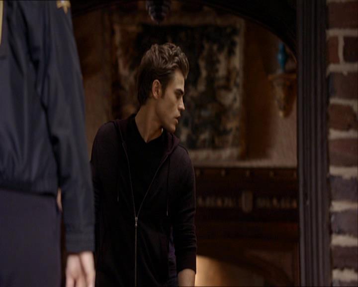 VampireDiariesWorld_dot_org-110TheTurningPoint0239.jpg