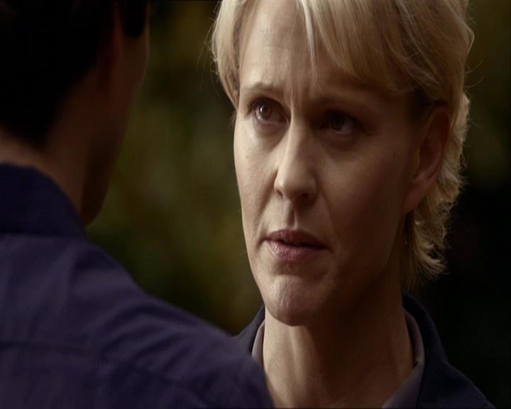 VampireDiariesWorld_dot_org-110TheTurningPoint0290.jpg