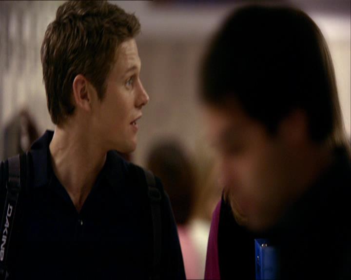 VampireDiariesWorld_dot_org-110TheTurningPoint0306.jpg