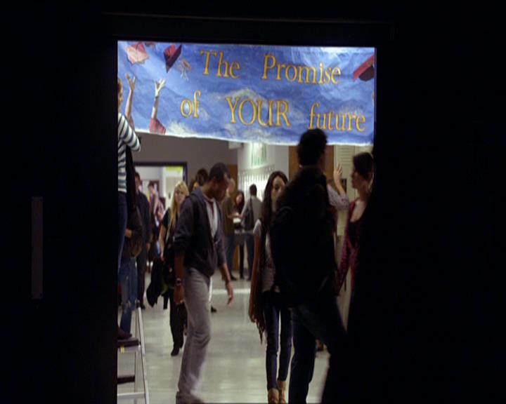 VampireDiariesWorld_dot_org-110TheTurningPoint0375.jpg