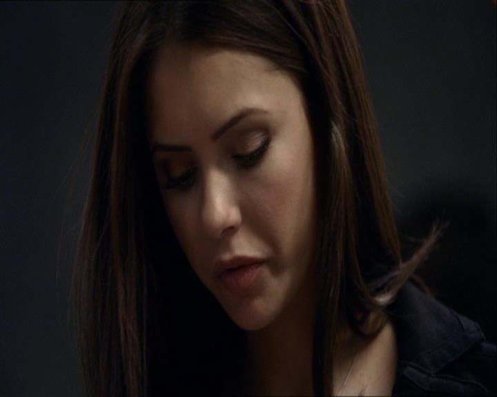 VampireDiariesWorld_dot_org-110TheTurningPoint0946.jpg