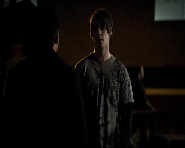 VampireDiariesWorld_dot_org-110TheTurningPoint1573.jpg
