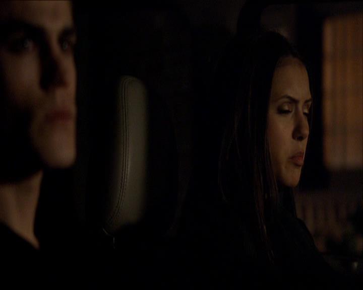 VampireDiariesWorld_dot_org-110TheTurningPoint1623.jpg
