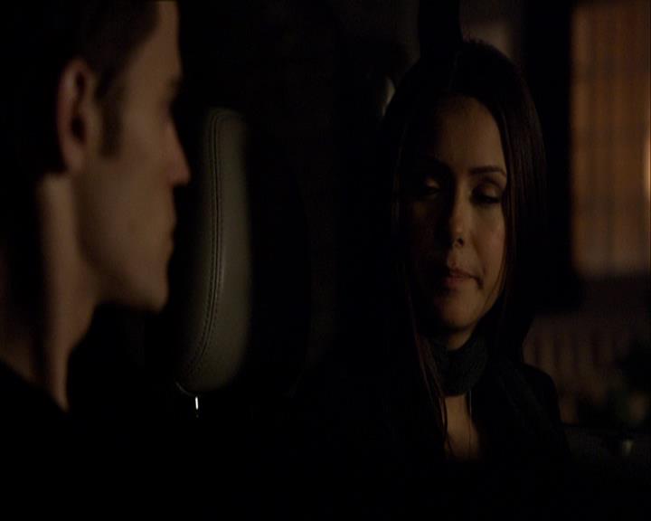 VampireDiariesWorld_dot_org-110TheTurningPoint1641.jpg