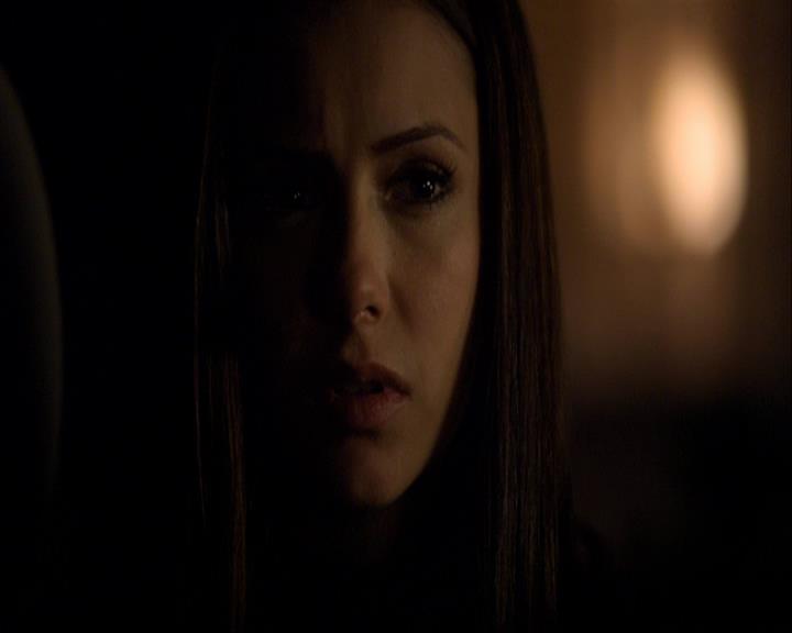 VampireDiariesWorld_dot_org-110TheTurningPoint1677.jpg