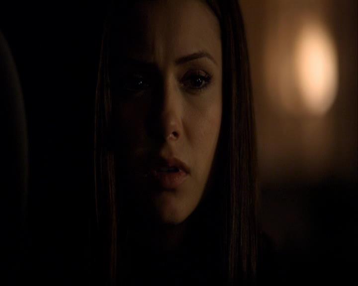 VampireDiariesWorld_dot_org-110TheTurningPoint1678.jpg