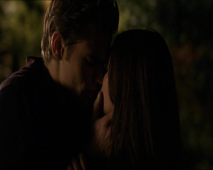 VampireDiariesWorld_dot_org-110TheTurningPoint1724.jpg