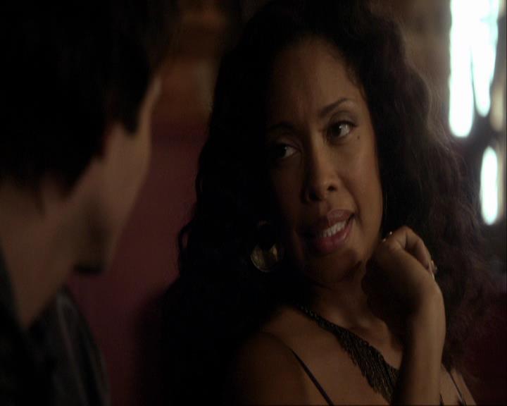 VampireDiariesWorld_dot_org-111Bloodlines0812.jpg