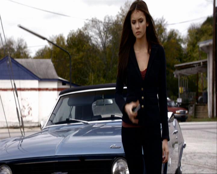 VampireDiariesWorld_dot_org-111Bloodlines0915.jpg