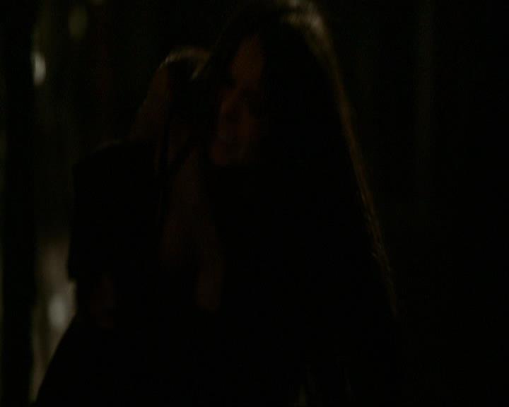 VampireDiariesWorld_dot_org-111Bloodlines1441.jpg